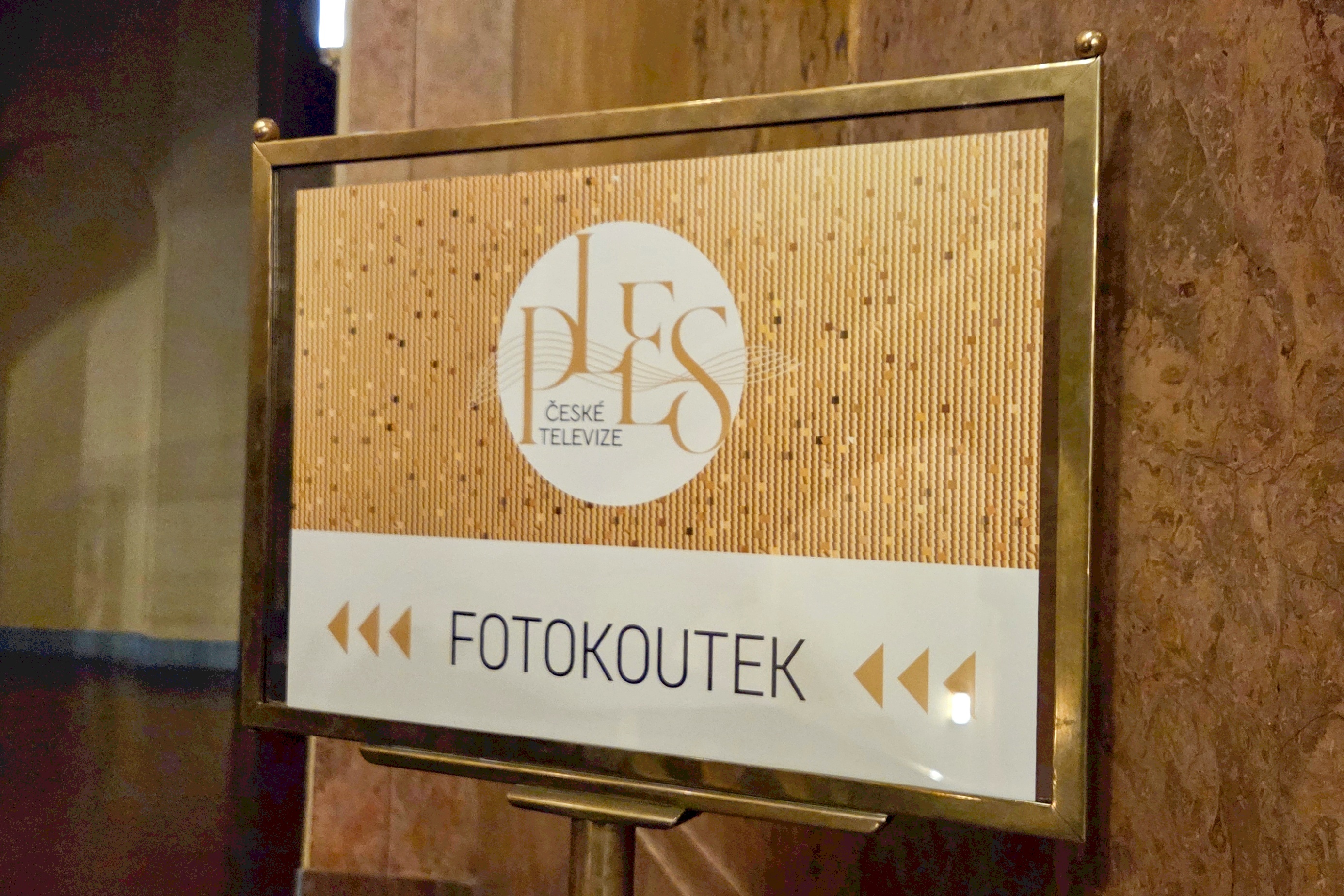 Rekvizity a hlášky - fotokoutek DámeFotky